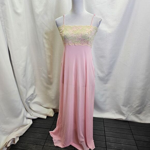 Victoria's Secret Pink Vintage Chiffon and Lace Maxi Slip Gown Size Small - Picture 2 of 9